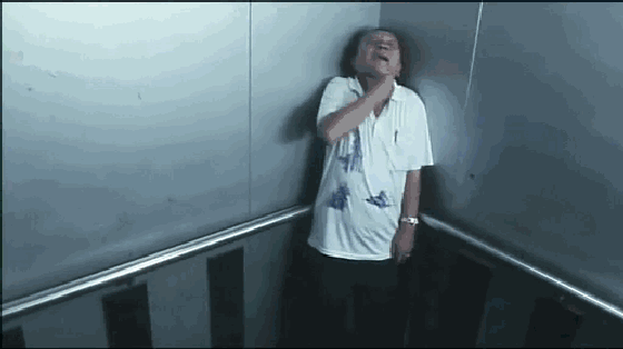 港片有哪些经典电梯片段？梁朝伟最经典死法，李心洁见鬼-18.jpg