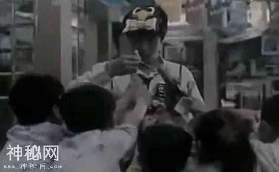 28年前国产高分科幻片：张嘉译主演，内容逻辑几乎没有漏洞-12.jpg