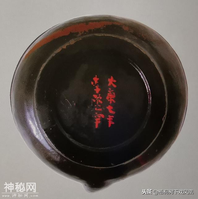 山东考古发现诡异“棺封门”，墓主还是小孩，手指套11只金环-12.jpg