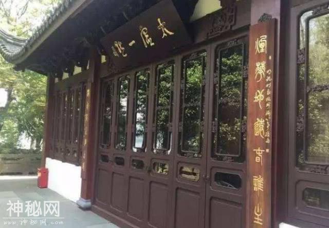 上联：苏东坡，山高月小，下联同样出现了古代名人，却不能相对应-1.jpg