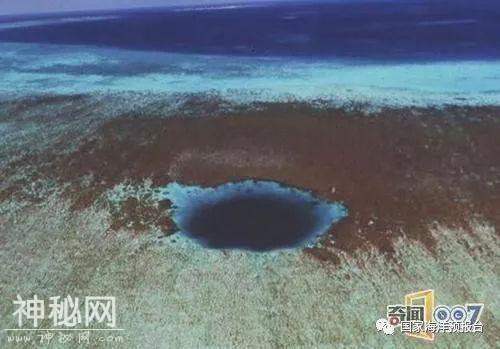 三沙发现神秘海洋蓝洞 罕见的自然地理现象美到哭泣-2.jpg