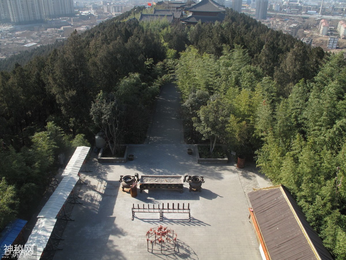 一座神秘古墓，专家苦寻10年，老农随口一言，挖出千年国宝-1.jpg