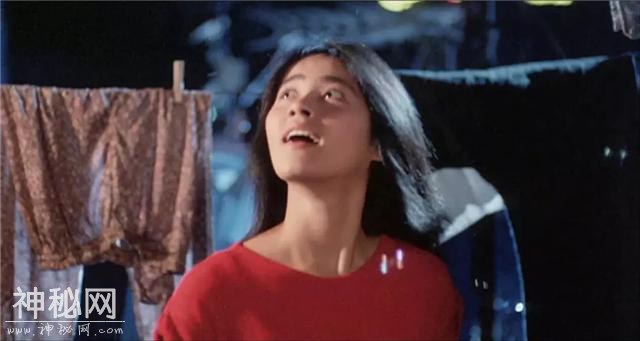 有这样两部香港鬼片，幕后故事更加“灵异”，这是巧合吗？-10.jpg