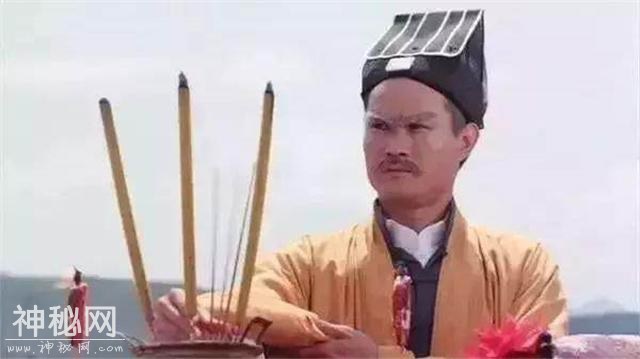 有这样两部香港鬼片，幕后故事更加“灵异”，这是巧合吗？-2.jpg