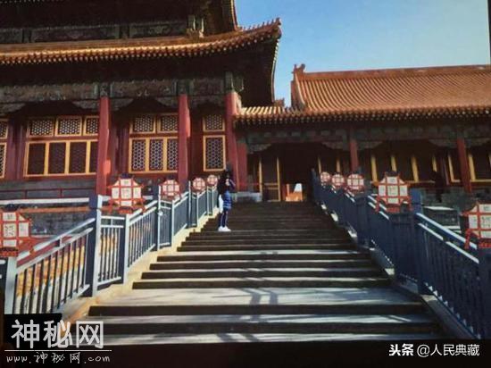 贺岁迎祥——紫禁城里过大年：故宫展示门神万寿灯等近千件文物-4.jpg