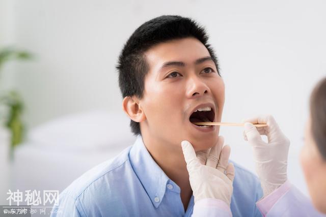 身体出现这3种症状，可能是喉癌找上门！40岁以上男性尤其要注意-1.jpg