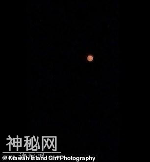 诡异！美国出现“红色UFO”，外星人又来监视地球了？-3.jpg