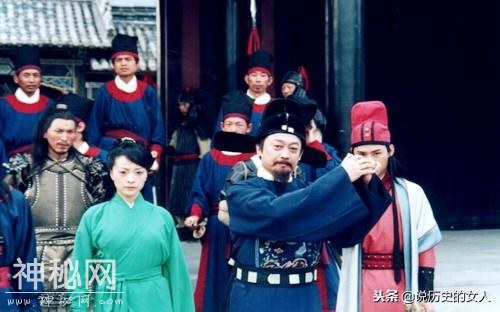 他政绩卓著 朝廷：升迁重用！20000百姓挽留 他的选择令海瑞敬佩-2.jpg
