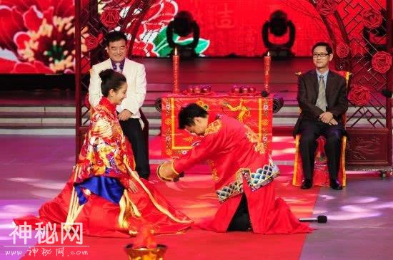 民风民俗：最繁琐的结婚习俗，有着28道程序，你能记得住么？-7.jpg