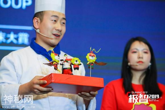 有才华！公司年会惊现奇人，致敬追求极致的苏宁人-3.jpg
