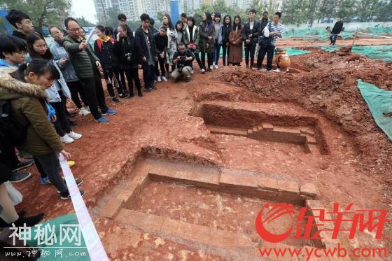 中大师生30多年前就已“就近考古”，这些大学也都是“风水宝地”！-1.jpg