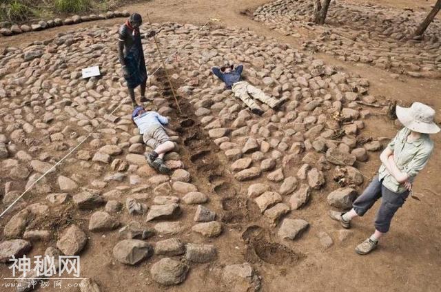 千年不腐女尸出土时疑似开口说话？四个字让考古人员久久难忘-3.jpg