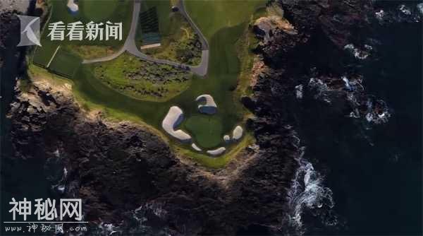 高中生潜水发现海底充斥高尔夫球 2年捞出5万颗-3.jpg