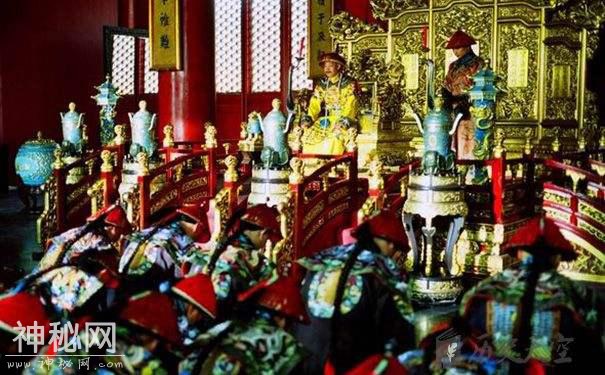 嘉庆皇帝也不算昏君，为什么他在位期间，大清还是走向了衰落呢？-3.jpg