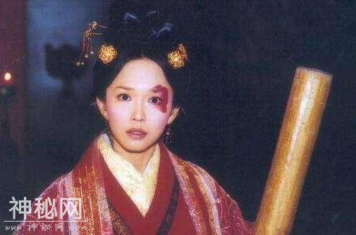 中国古代十大毒妇：一人掐死女儿，一人逼皇帝杀子，一人饿死亲孙-7.jpg