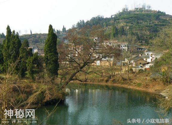 一个远房亲戚讲述她自己身边人的灵异鬼故事-1.jpg