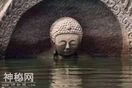 江西抚州：水库水位急降，佛头遗迹显出水面，考古专家发现秘密-1.jpg