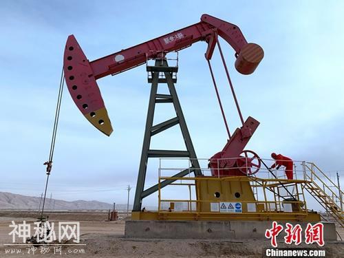 新疆油田在准噶尔盆地新增三级石油地质储量4.15亿吨-1.jpg