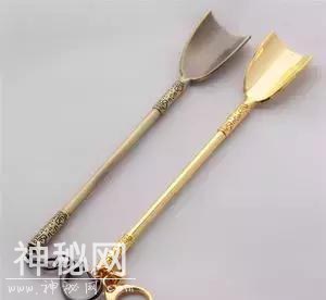 考古还是盗墓？看看他们手里拿的洛阳铲就知道了！-14.jpg
