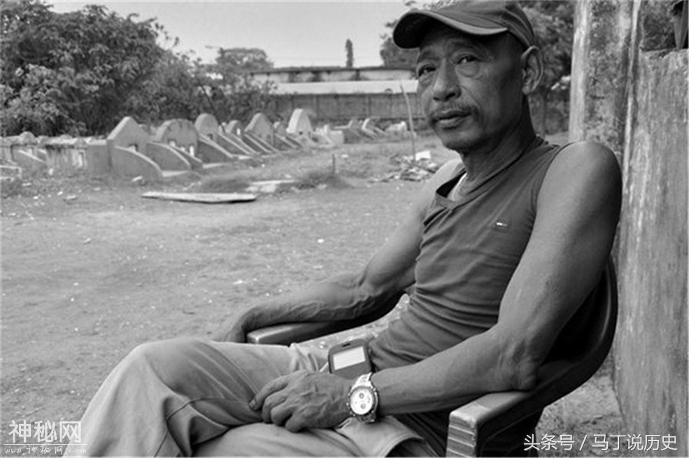 实拍一个敛骨师的真实生活：不怕灵异事件，他最怕遇见这样的人-10.jpg