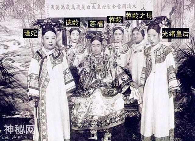 咸丰后宫有那么多女人，为什么偏偏是慈禧受宠最多？野史给了答案-6.jpg