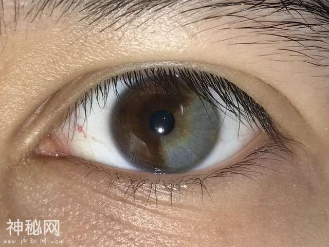 每个人看一眼都很震撼的24个奇人异士-1.jpg