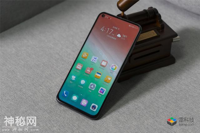 荣耀V20评测：既是2018最强机，也是2019第一台超值机-3.jpg