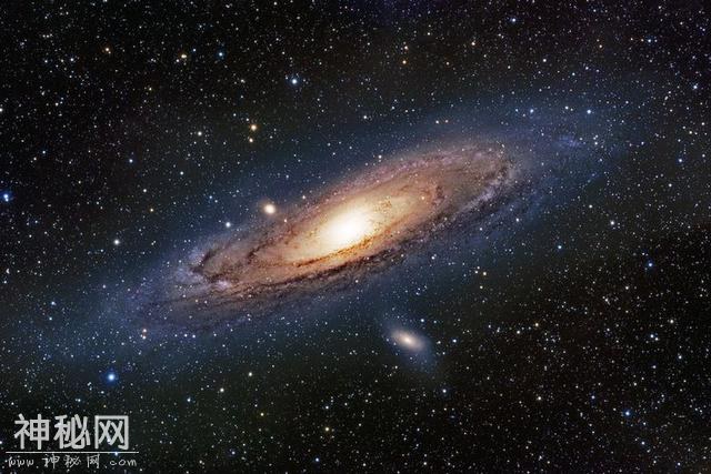 真正的“宇宙霸主”出现，银河系不算什么，它的直径100亿光年-3.jpg