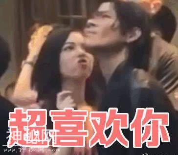 向佐和郭碧婷浪漫游若丁山，向佐被嘲像野人，而郭碧婷肚子成焦点-10.jpg