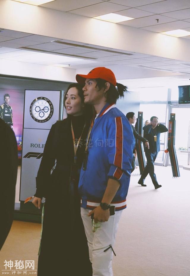向佐和郭碧婷浪漫游若丁山，向佐被嘲像野人，而郭碧婷肚子成焦点-2.jpg