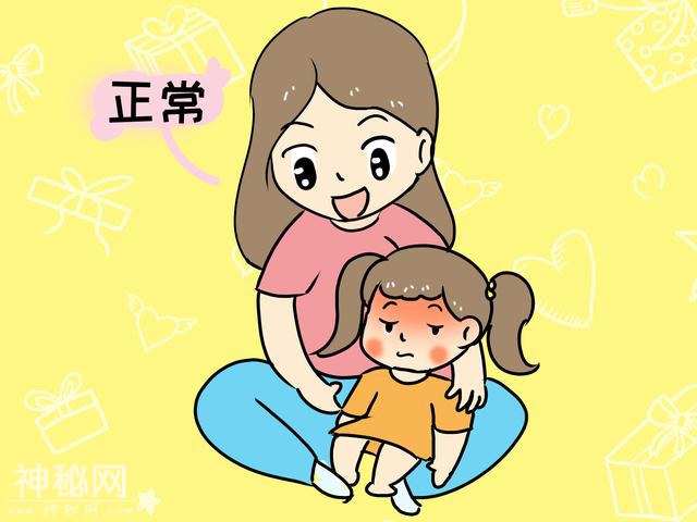 女儿偷偷夹腿被发现，两个宝妈发现后的表现，影响孩子一生-2.jpg