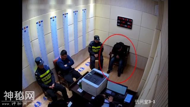女子陷入与“特警”男网友的恋情 见面发现竟是前同事-5.jpg