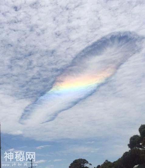 每天了解一种自然现象-“百变精灵”空中怪云-5.jpg