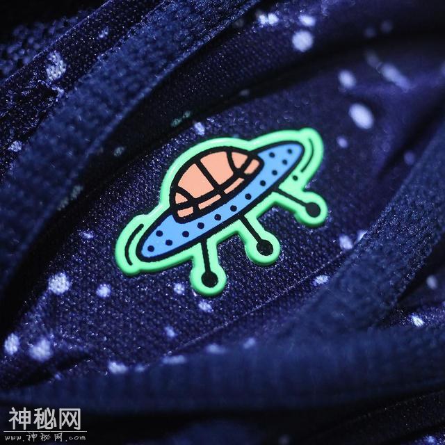 泼墨鞋面 + 多彩扎染外底！全新配色 Kyrie 5 “UFO” 即将发售！-4.jpg