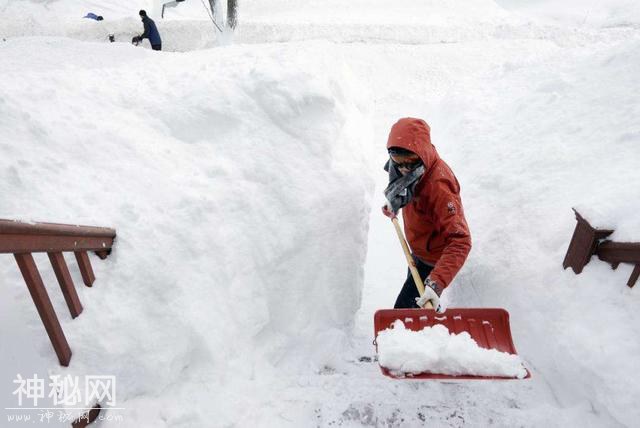 每天了解一种自然现象-“白色狂徒”暴风雪-15.jpg