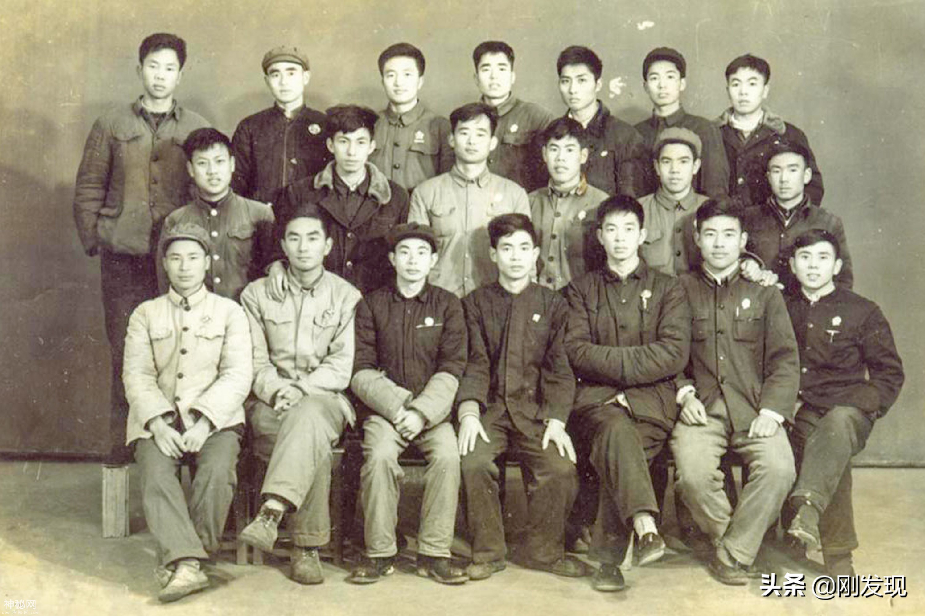 十四位七十五岁同学隔五十五年照片对比，曾豆蔻年华，今年逾花甲-3.jpg