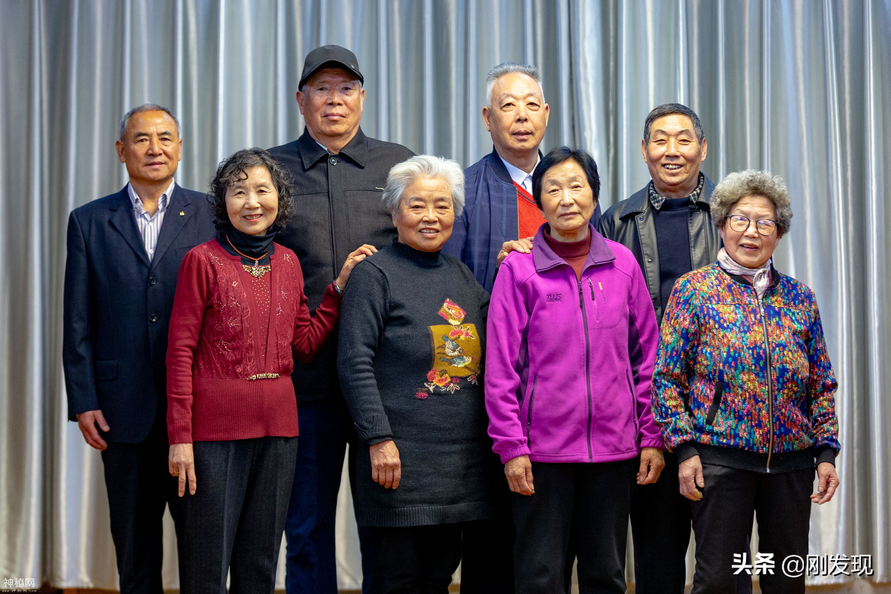十四位七十五岁同学隔五十五年照片对比，曾豆蔻年华，今年逾花甲-8.jpg