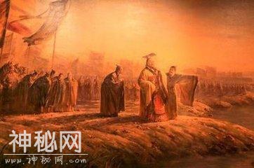 一座古墓，被长城四年合围，两千年没人敢动，村民：墓里葬着神仙-5.jpg