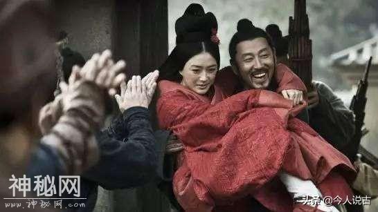 此人曾与吕雉相依为命，野史记载两人私通，这个可信度高吗？-2.jpg