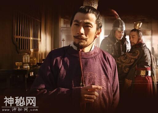 公主去世，皇帝杀尽其侍女，专家打开墓穴看到一壁画：史书没骗人-2.jpg