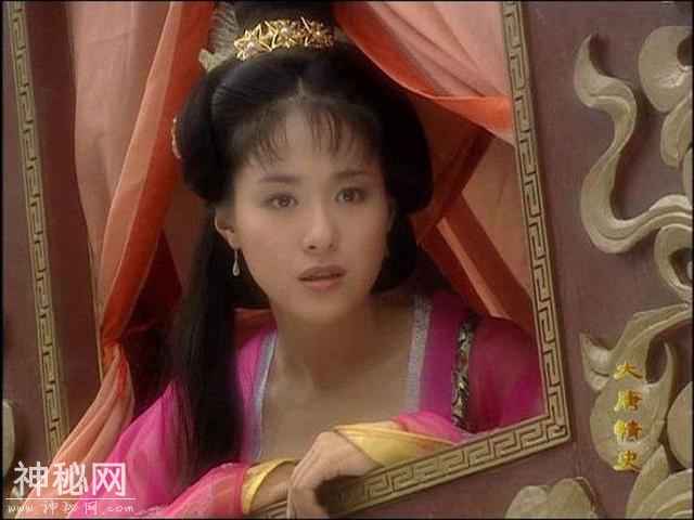公主去世，皇帝杀尽其侍女，专家打开墓穴看到一壁画：史书没骗人-5.jpg
