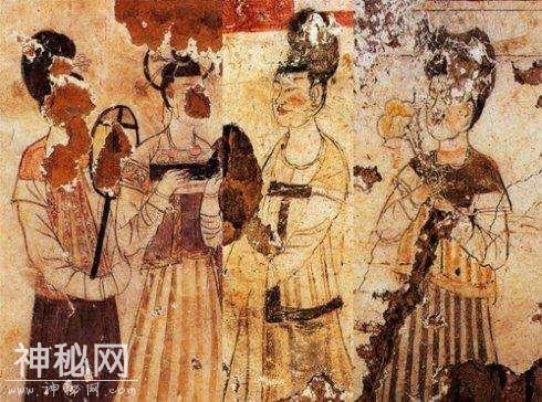 公主去世，皇帝杀尽其侍女，专家打开墓穴看到一壁画：史书没骗人-7.jpg