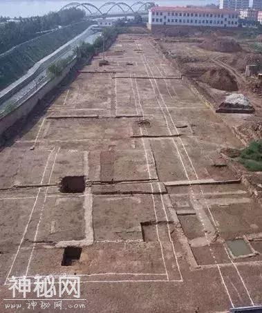 六年时间，八座大墓被外国人盗掘一空，堪称中国近代最惨痛的文物流失事件-2.jpg