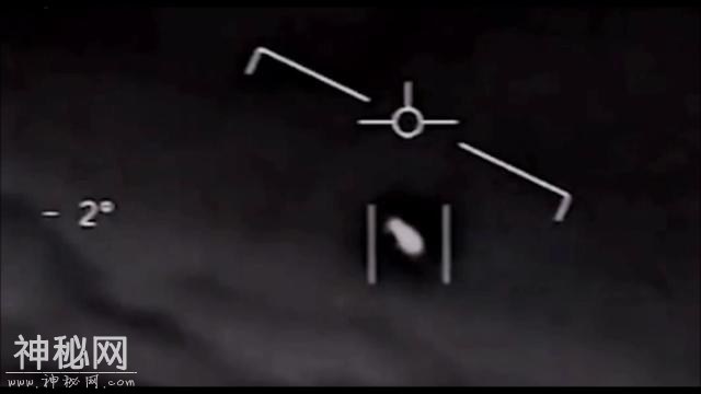不明飞行物曾徘徊在美国航母附近，战斗机瞄准UFO却发生怪事！-4.jpg