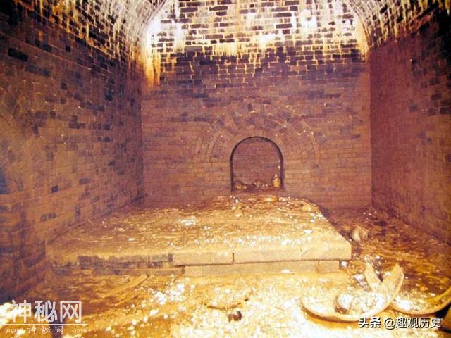 此墓仅31平方米，专家却抢救出五千件文物，总价值可买下一个国家-3.jpg