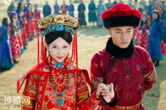 皇太极之所以能称帝，是一个女人献给他一件重要东西-1.jpg