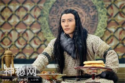 皇太极之所以能称帝，是一个女人献给他一件重要东西-3.jpg