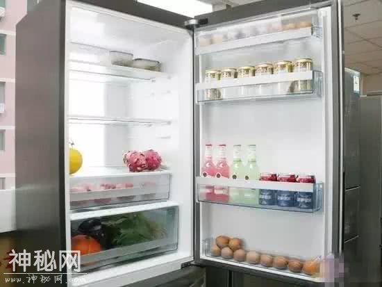 平时冰箱不清理，里面全是“细菌”，教你不用1滴水，焕然一新-2.jpg