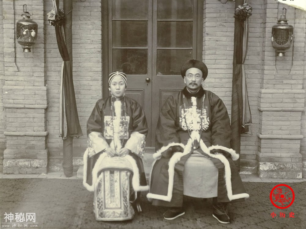 老照片：晚清妇女头上的“抹额”-5.jpg