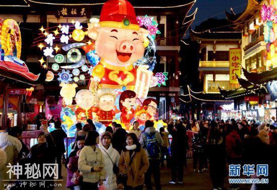 2019豫园新春民俗艺术灯会亮灯-1.jpg